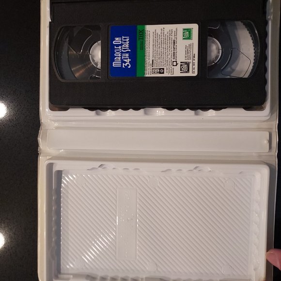 Miracle on 34th stVHS - Picture 5 of 5